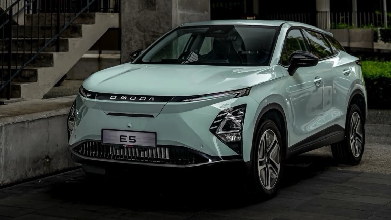 Chery Omoda E5