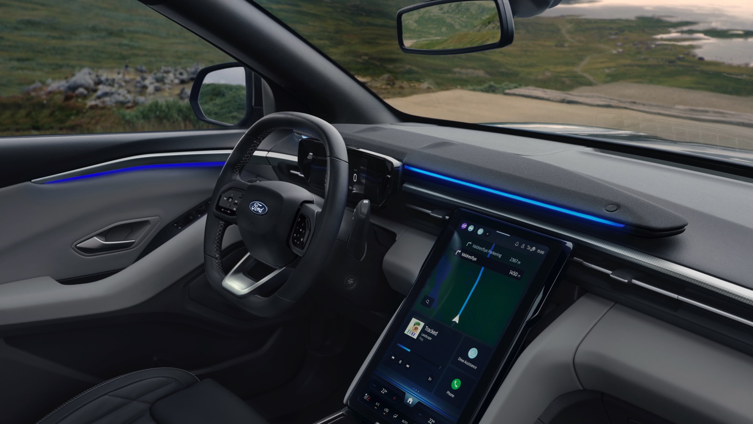 Ford Explorer EV galeri görseli
