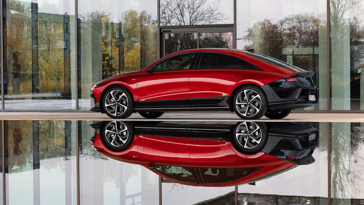 Hyundai IONIQ 6 84 kWh RWD galeri görseli