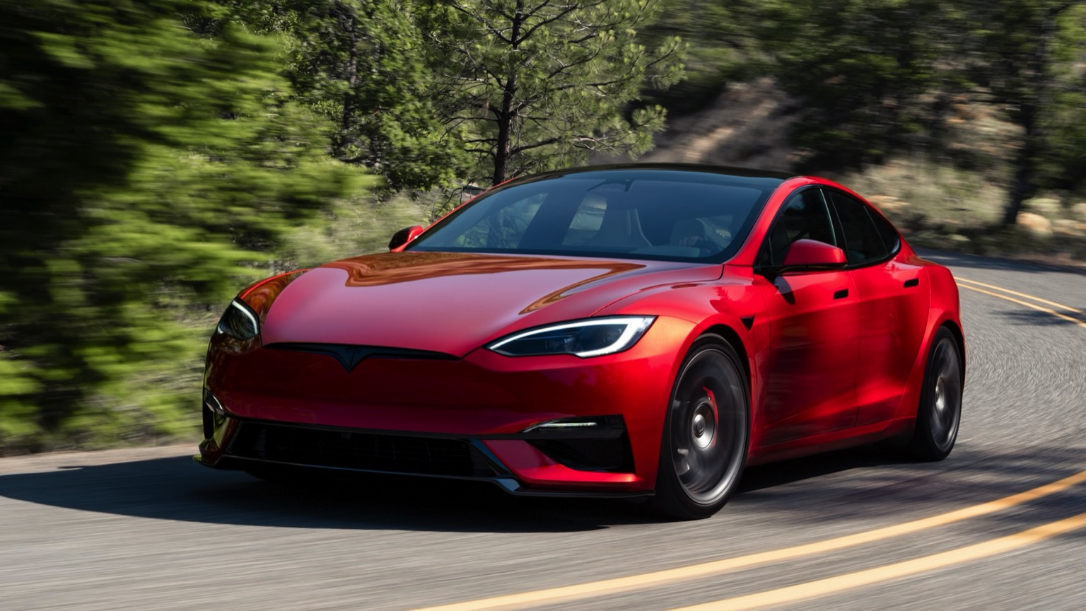 Tesla Model S Plaid galeri görseli