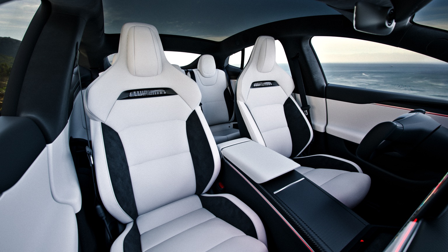 Tesla Model S Plaid galeri görseli