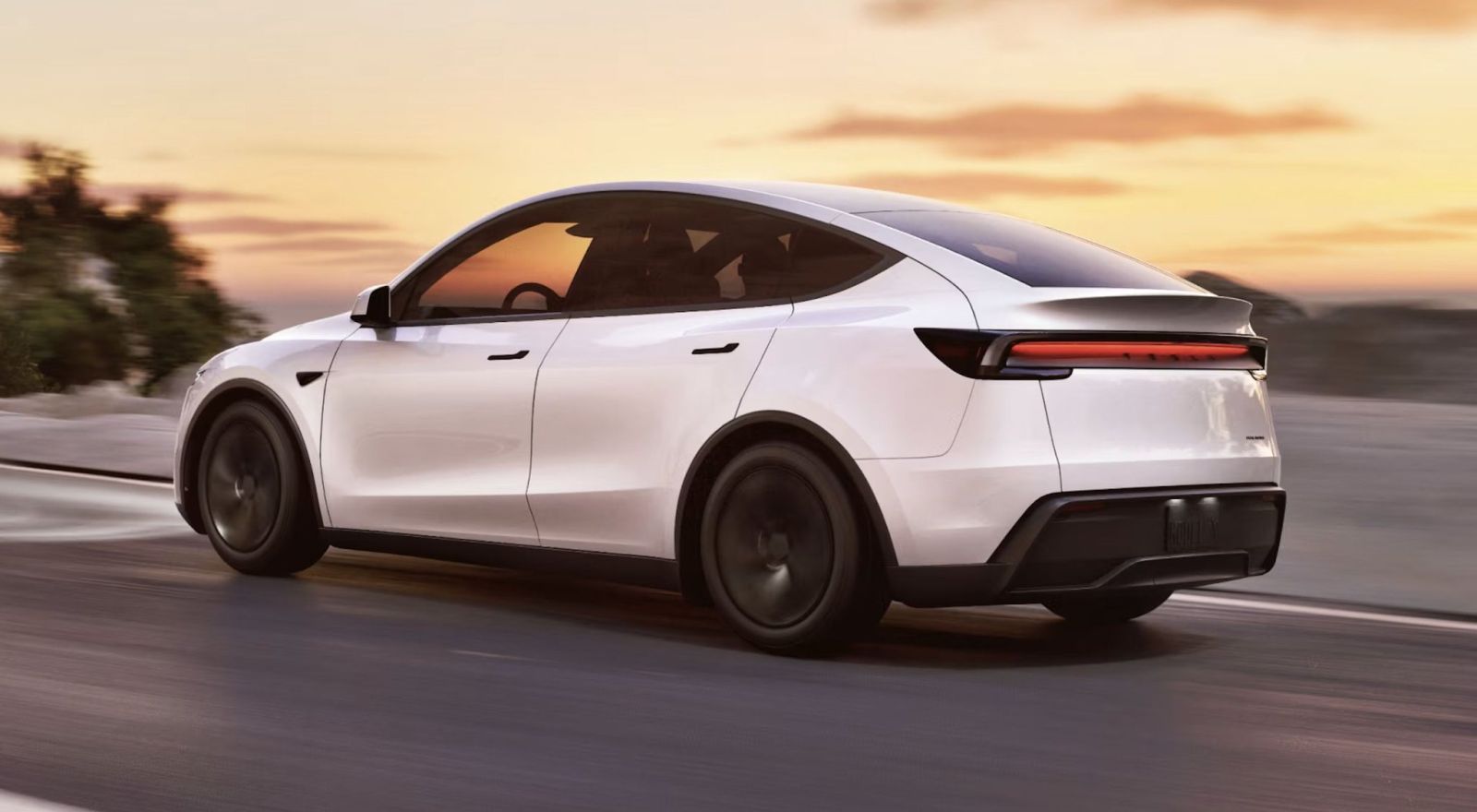 Tesla Model Y Juniper SR galeri görseli