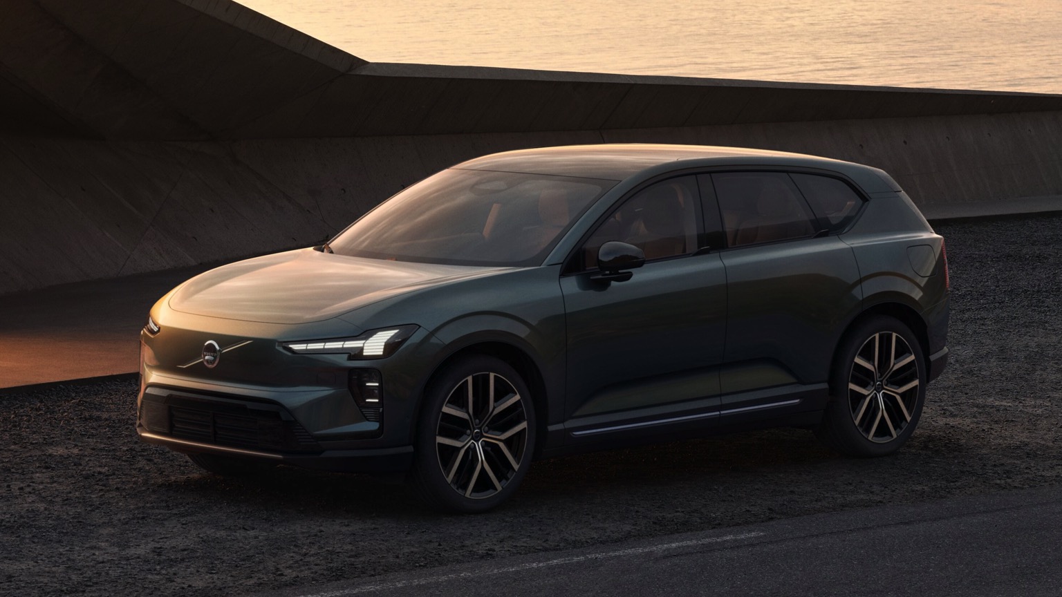 Volvo EX60 Cross Country P10 AWD galeri görseli