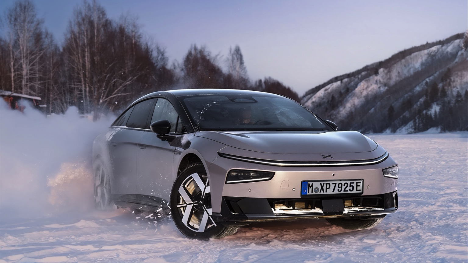 XPENG P7+ RWD Standard Range galeri görseli